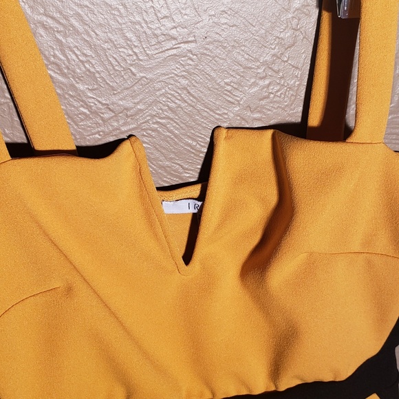 Iris Dress - Picture 2 of 4